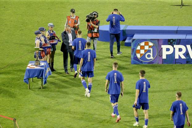 Dinamo na praznom stadionu proslavio naslov prvaka