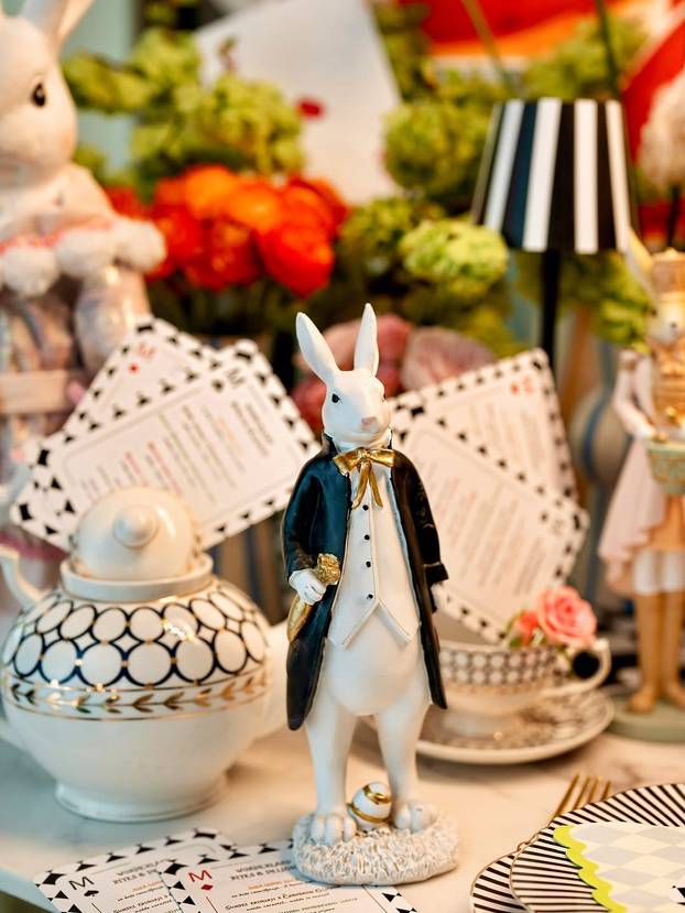 FOTO Evo kako su naši poznati proveli Uskrs: Neki bili na špici, drugi pokazali sređene domove