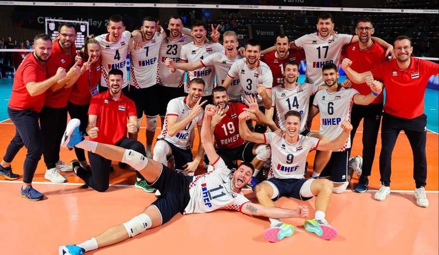 'Moja domovina' ori se na Crnom moru! Sjajni Hrvati pomeli mušterije iz Španjolske