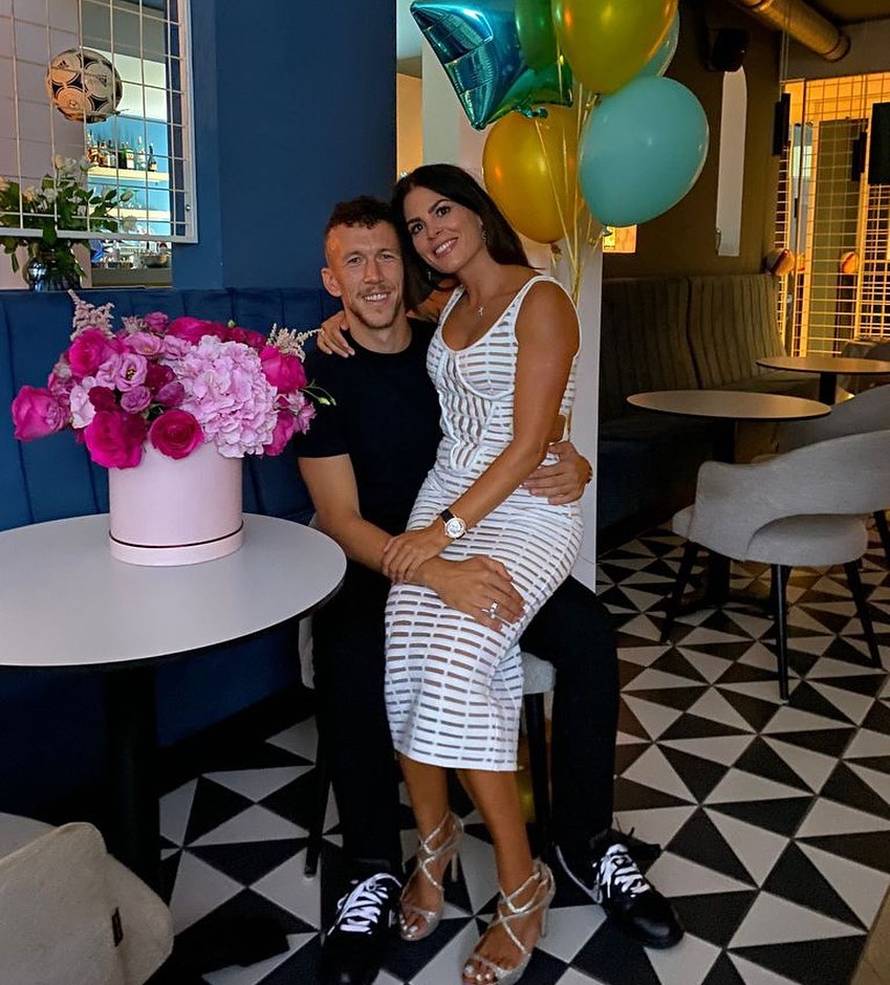 Ivan Perišić dobio treće dijete, supruga Josipa je rodila sina