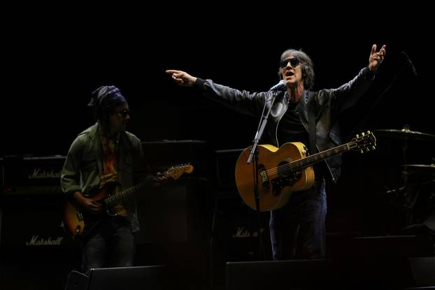 Oasis' first show in 15 years, at Cardiff Principality Stadium