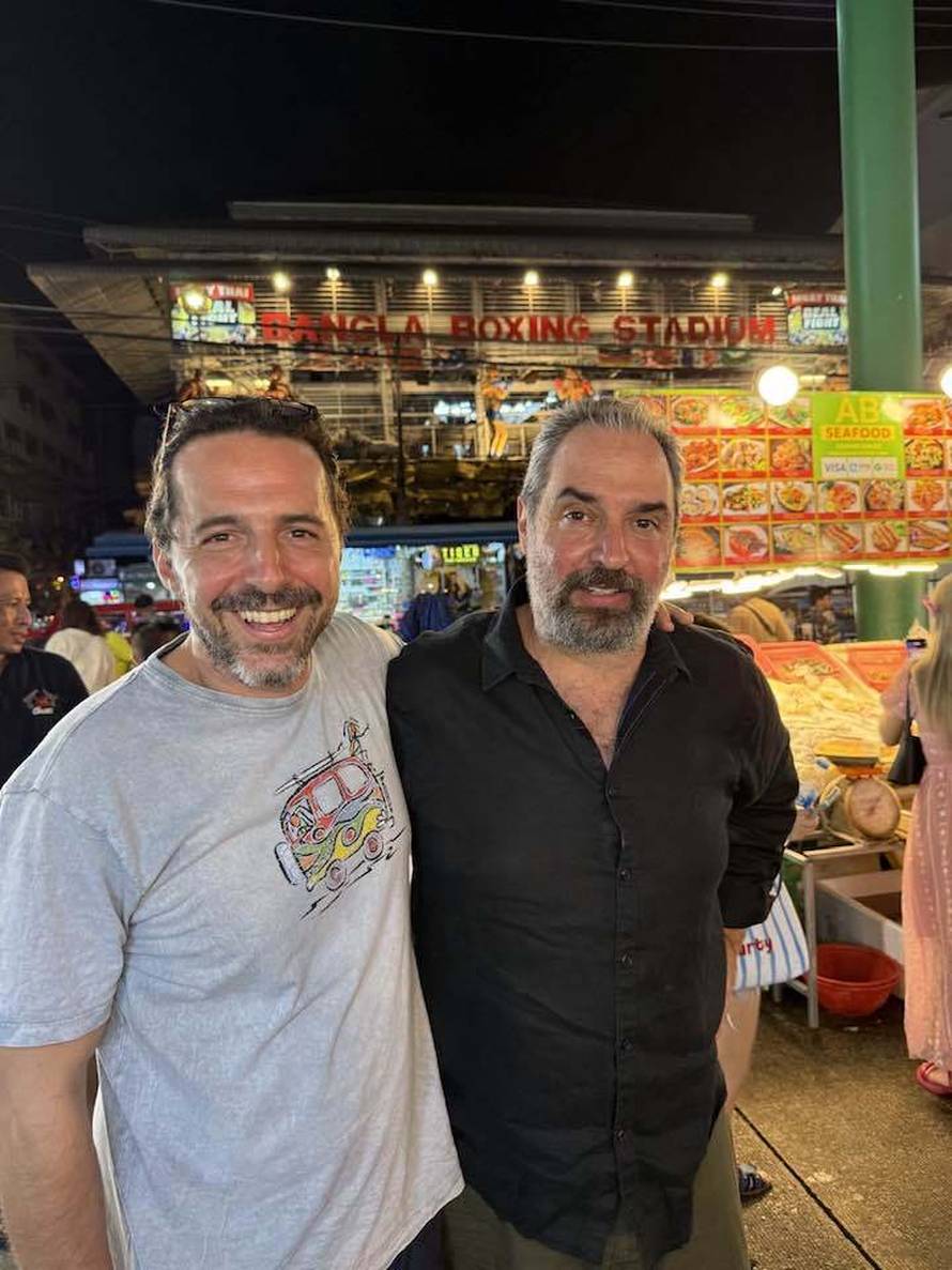 Sve naopačke, pa i Maja Šuput: Mi u kaputima, oni u badiću