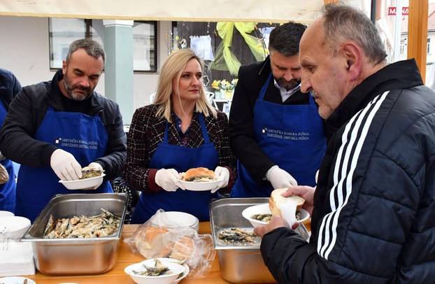 Požega: Udruženje obrtnika i Turistička zajednica na Veliki petak organizirali podjelu posnih obroka građanima