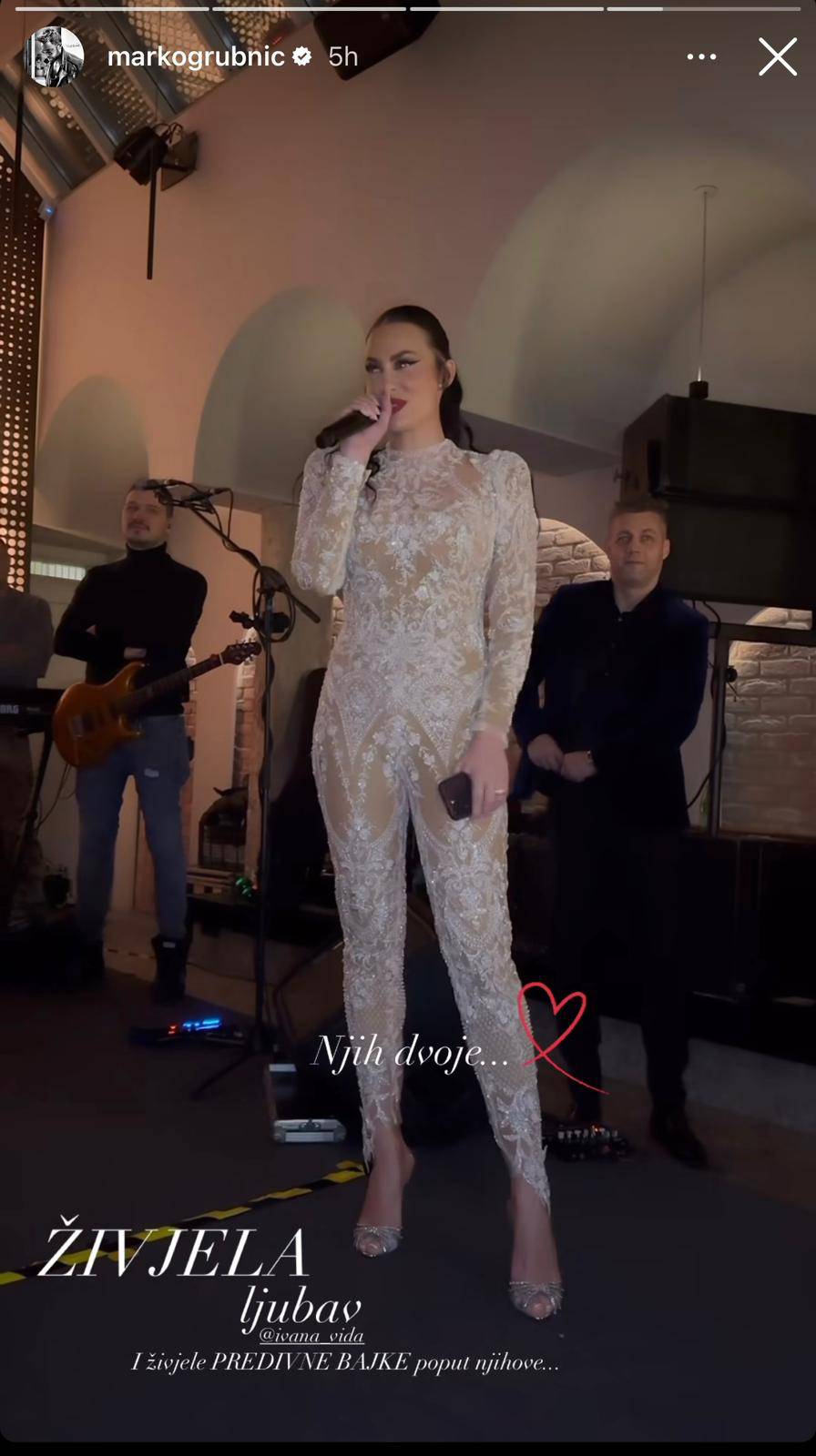 Ivana Vida proslavila je svoj 30. rođendan: Na zabavi joj pjevala Bekuta, plakala zbog poklona