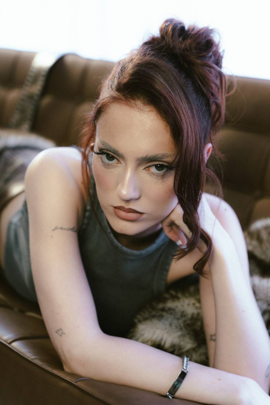 Miach objavila 'Fazu' uoči svog najvećeg koncerta. Za manje od 24 sata ušla u YouTube trending