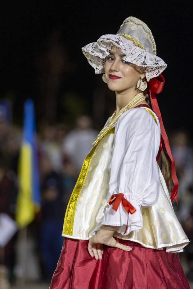 Vinkovci: Etno frizure svijeta na Vinkovačkim jesenima