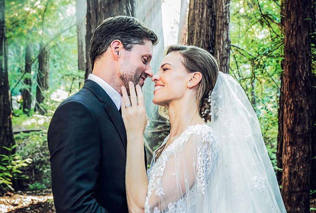 Romantično vjenčanje u šumi: Udala se glumica Hillary Swank