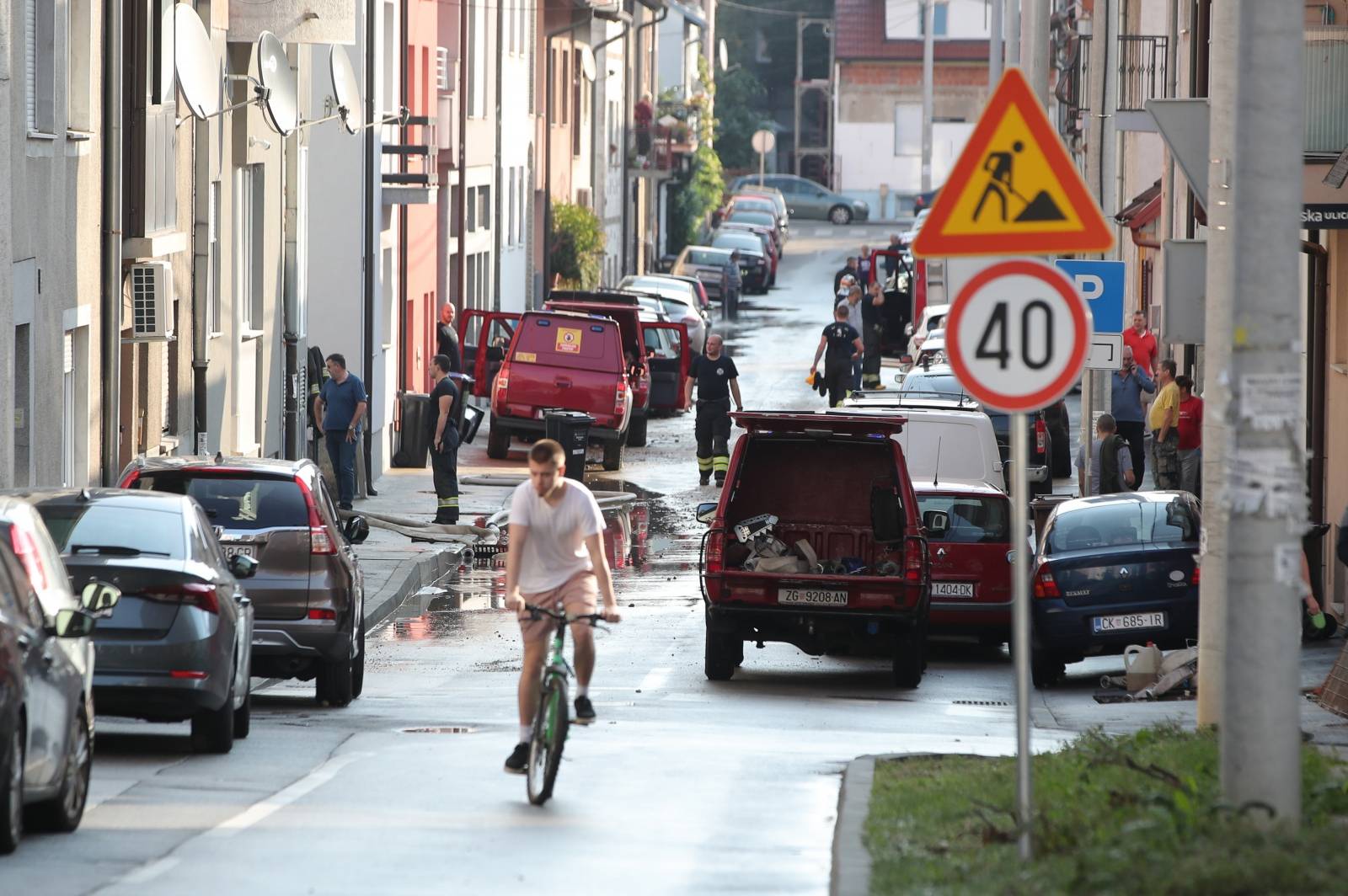 Zagreb: Zbog puknute cijevi u Selskoj poplavljen dio gradske četvrti trešnjevka sjever