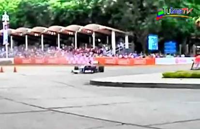 'Folirao' se pred navijačima, pa slupao svoj vrijedan F1 bolid