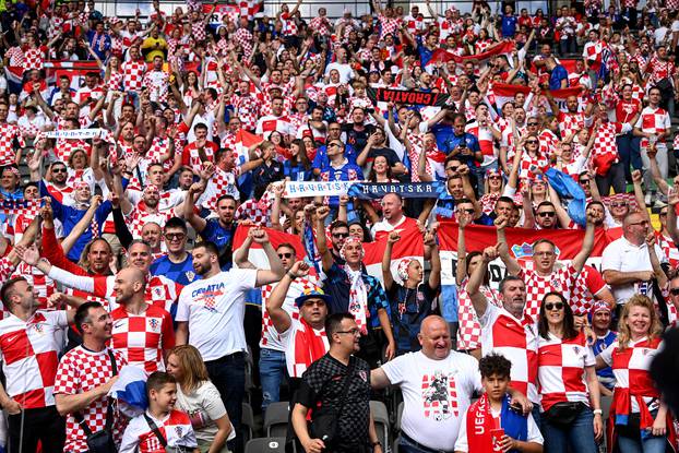Berlin: Navijači se okupljaju na Olimpijskom stadionu uoči susreta između Španjolske i Hrvatske