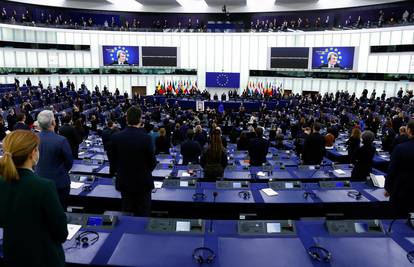 Europski parlament nagradu za slobodu mišljenja uručio 'hrabrom ukrajinskom narodu'