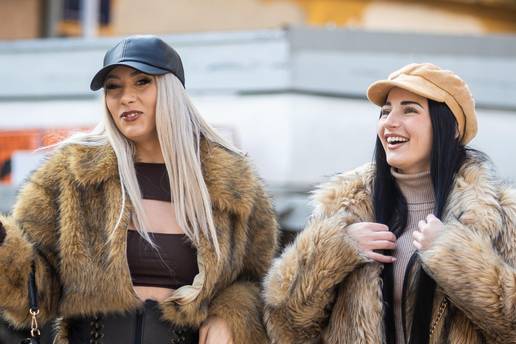 Sarah i Maja Š. iz 'Savršenog' prošetale zagrebačkom špicom: Pažnju ukrale modnim izdanjem