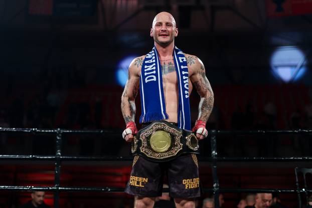 Zagreb: Borilački spektakl Golden Fight 8, borba Marko Martinjak - Tino Patrlj