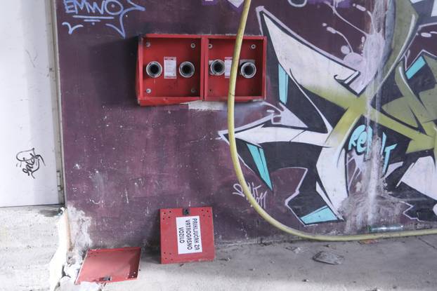 Split: Spaladium arena, ruglo grada pod Marjanom