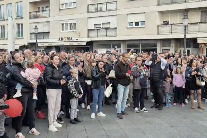 Slavonski Brod se oprostio od Halida Bešlića