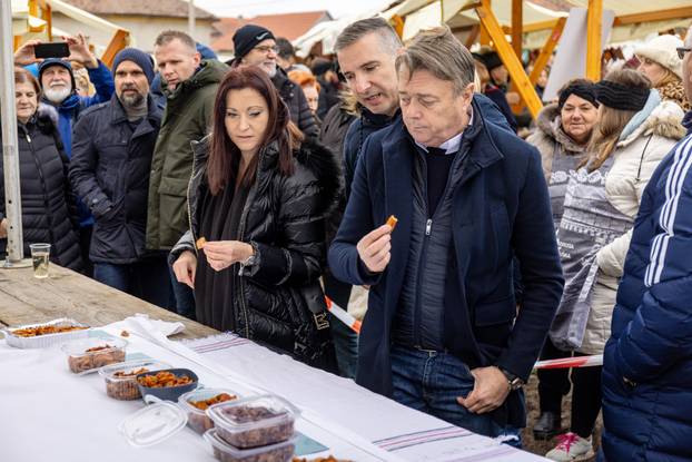 Održava se Zimski vašar i Čvarakfest u Karancu