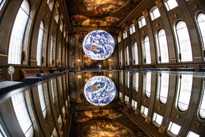 Giant replica of Earth in the Painted Hall