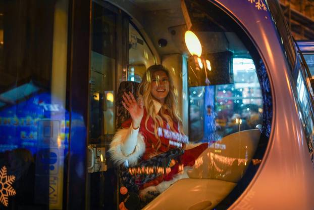 ZET-ov božićni tramvaj u Zagrebu