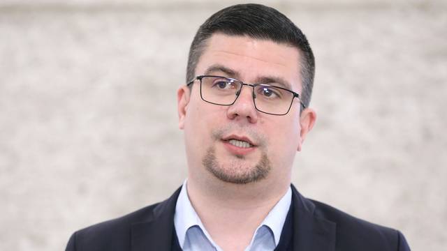 Zagreb: Domagoj Hajduković o reformi školstva