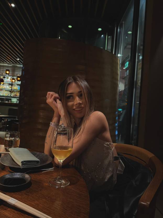 FOTO Tek joj je 18, a osvojila je zvijezdu Chelseaja od 40 mil. €
