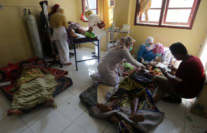 Indonezija treba pomoć: Više od 700 ranjenih i 100 mrtvih