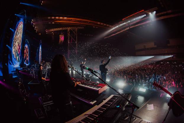 FOTO Pogledajte kako je bilo drugu večer zaredom na koncertu Thompsona u Splitu