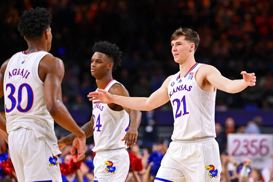 NCAA Basketball: Final Four-Semifinals-Villanova vs Kansas