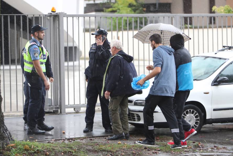Zagreb: Uoči početka optužnog  vijeća za Marka Franciškovića, okupili su se njegovi istomišljenici  