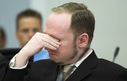 Breivik zaplakao nakon što su pustili njegov video uradak