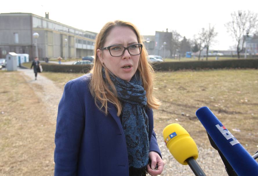 'Tomislav je dobro,  nadamo se da će ga uskoro pustiti van...'