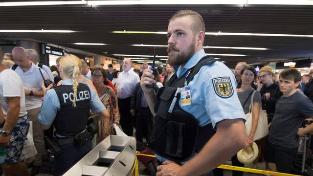 Frankfurt Airport partially cleared due to police action