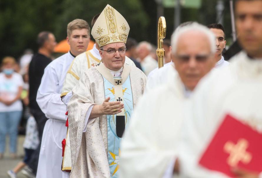 Misno slavlje u Mariji Bistrici predvodio je kardinal Josip Bozanić