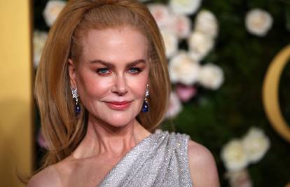 Što se događa s ušnim resicama Nicole Kidman? Estetski kirurzi objasnili zašto tako izgledaju