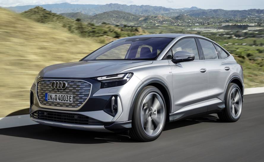 Dva nova impresivna Audija:  Q4 e-tron i Q4 Sportback e-tron