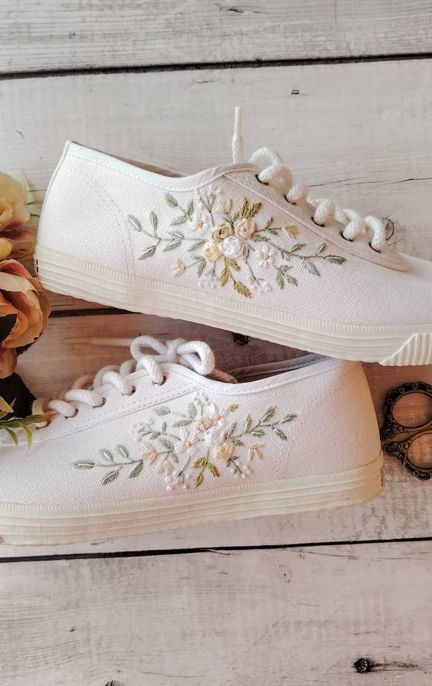 FOTO Samantini vezovi su hit: Ljudi ih naručuju za vjenčanja, bebu i prvi Božić u braku...