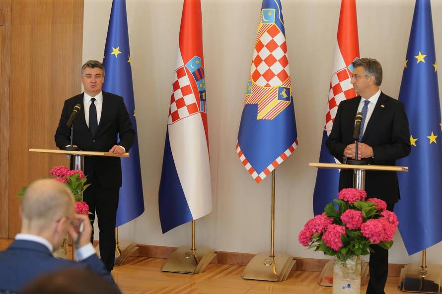 Plenković predstavio 16 novih ministarstava, Milanović pričao o mjerama protiv korona virusa