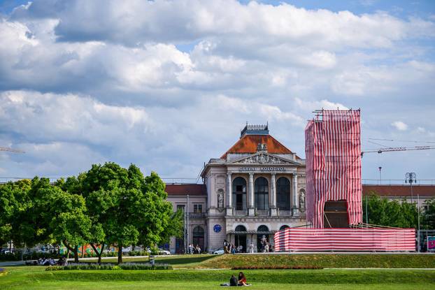 Zagreb: Nestao spomenik kralja Tomislava