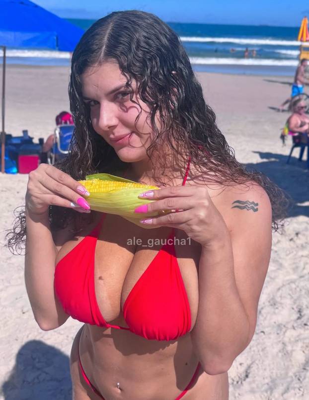 'Odbijena sam na 50 razgovora za posao. Poslodavci ne vide dalje od mog dobrog izgleda'