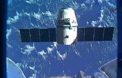 Letjelica Dragon odvojila se od ISS-a, krenula prema Pacifiku