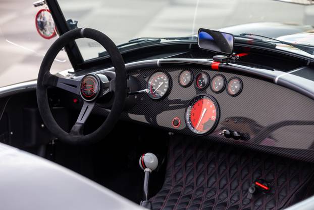 Zagreb: Ispred Z Centra izložena limitirana izdanja luksuznih i supersportskih automobila