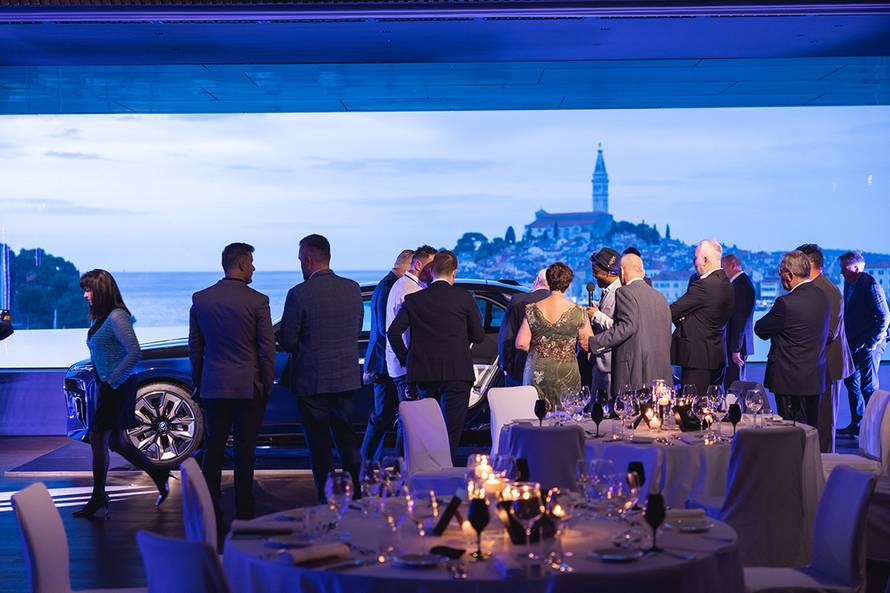 BMW i Tomić & Co. organizirali ekskluzivno predstavljanje novog BMW-a serije 7 u Istri