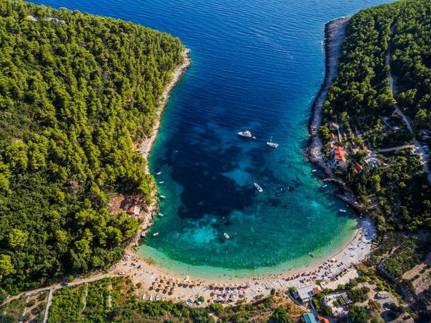 Očaravajuća Pupnatska Luka jedna je od najljepših uvala na jugu Hrvatske