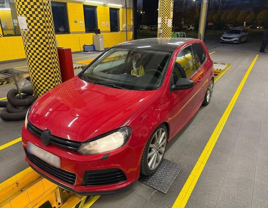 Otišli na 'car meet', završili na pregledu: Našli drogu, isključili 14 automobila jer su opasni