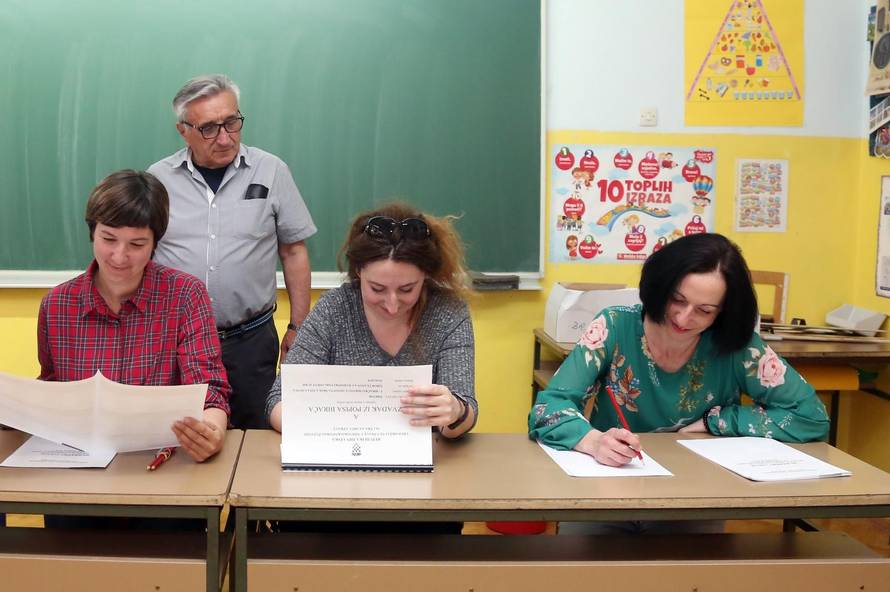 HDZ-u i SDP-u  po 4 mandata: Ovih 12 ljudi ide u Bruxelles!