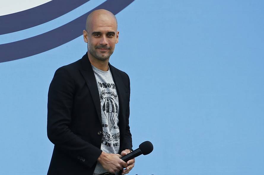 Pep Guardiola presented to Manchester City fans