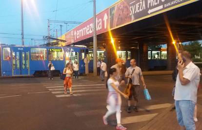 Sudarili se tramvaj i auto u Držićevoj, nema ozlijeđenih