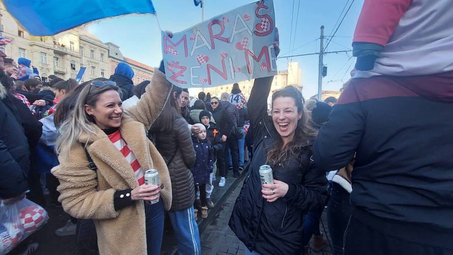 Dvije odgojiteljice lude su za hrvatskim rukometašem: 'Divan si, Mateo. Uzmi koju god želiš'