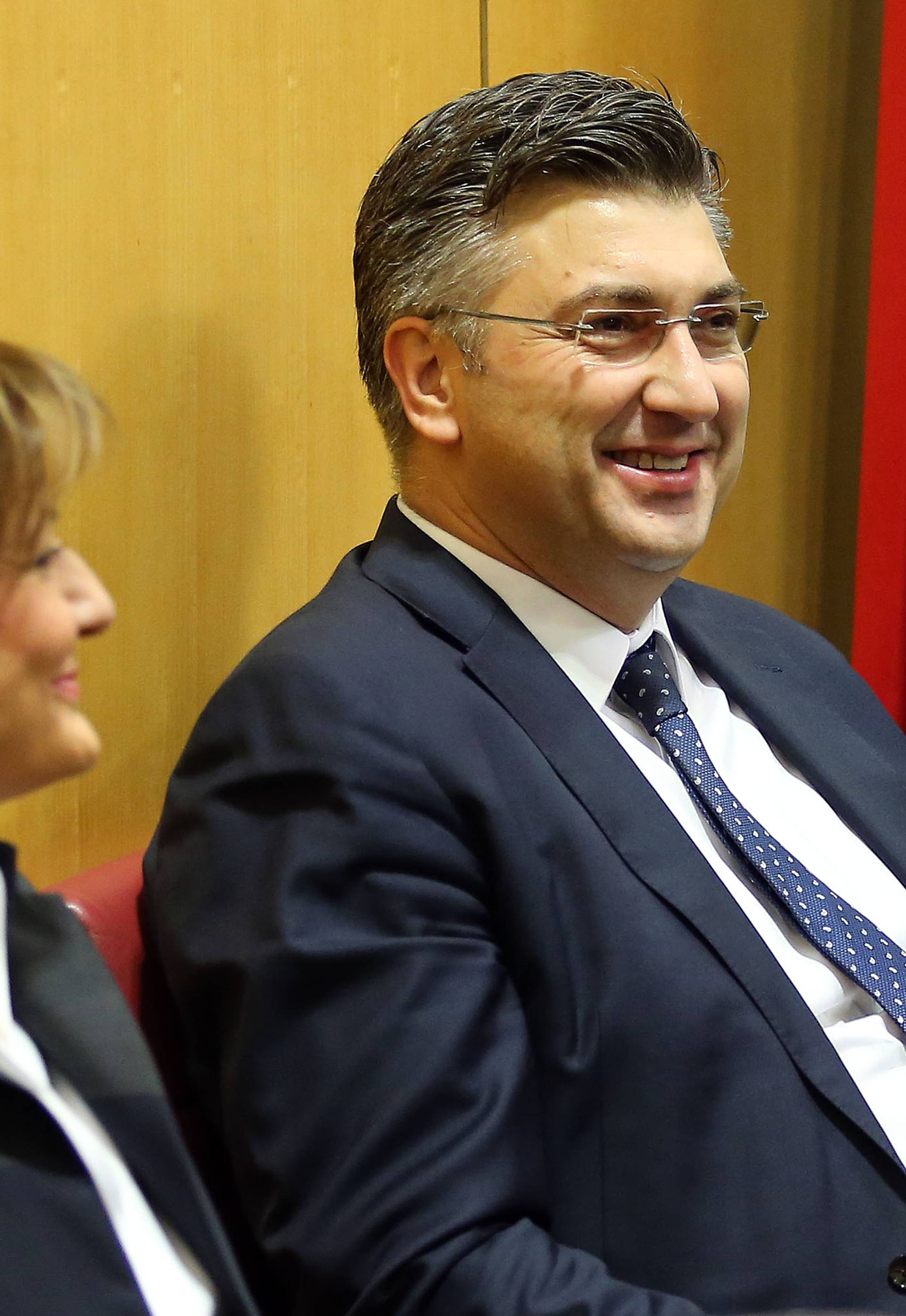 Ništa od opoziva Vlade i Nade Murganić, HDZ imao većinu...