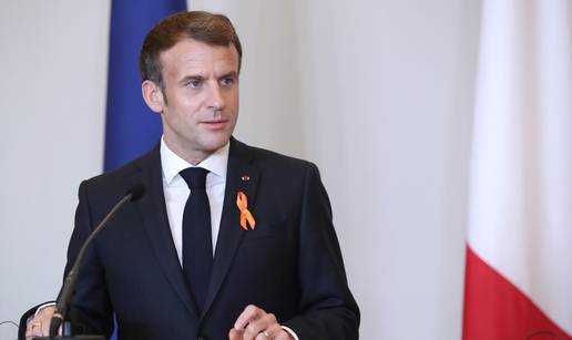 Macron tvrdi: ‘Bit ćemo prva velika nacija koja će prestati koristiti naftu, ugljen i plin‘