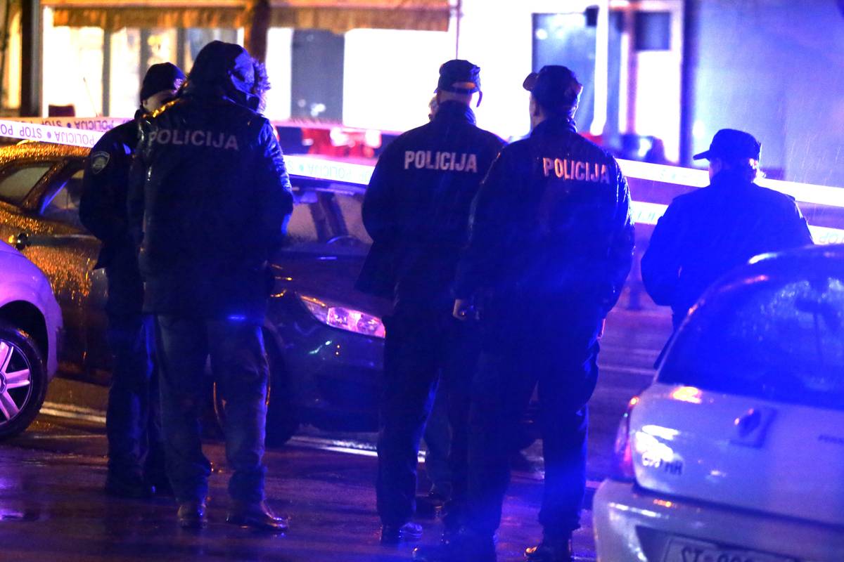Drama u Splitu: Na ulici našli mladića, propucana mu je noga